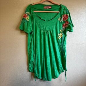 JOHNNY WAS Green Floral Embroidered Women's Top